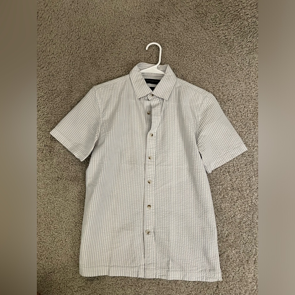 Banana Republic Factory Seersucker Shirt in XS